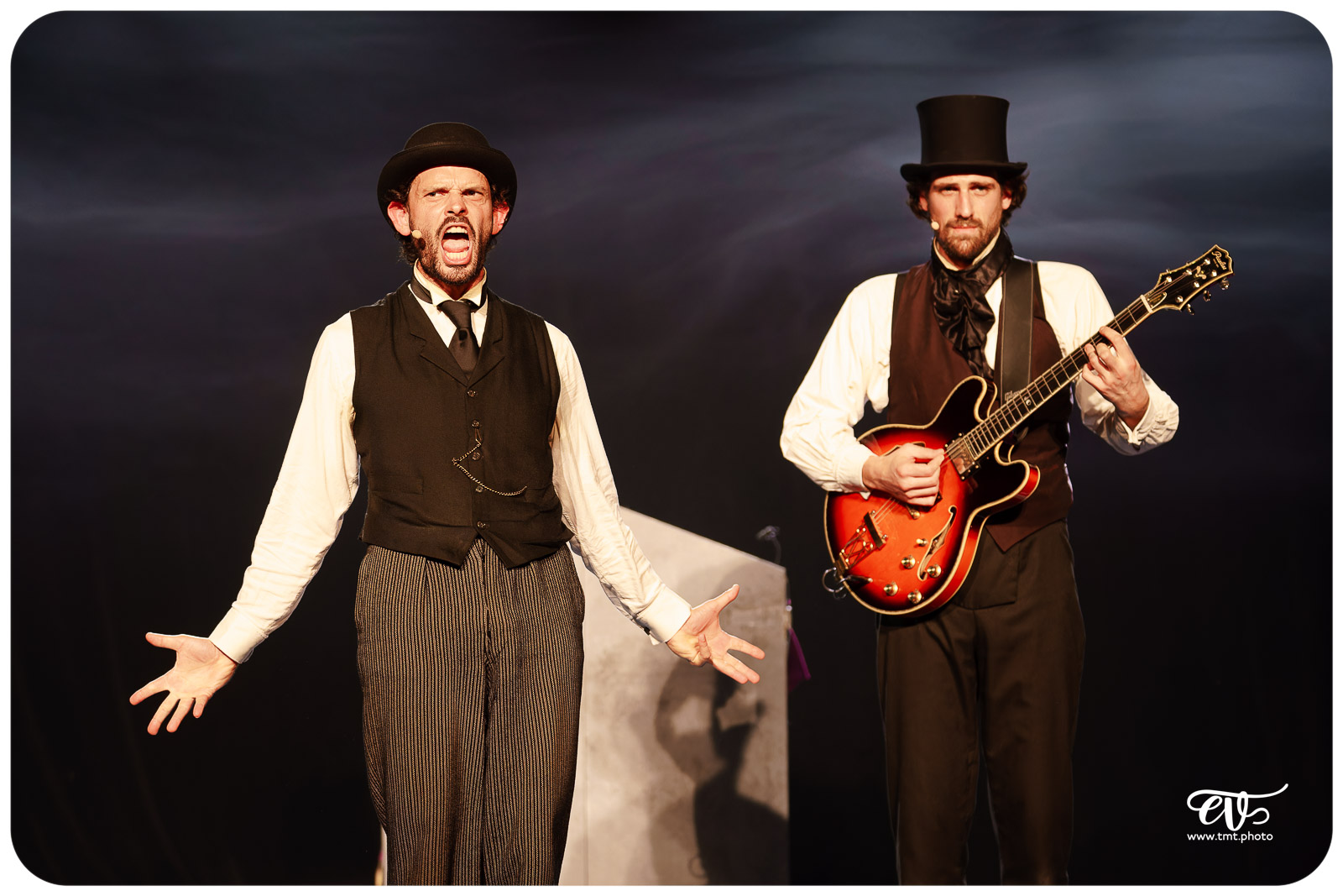 2023.05.14 CROQUE-MORTS CHANTEURS (CIE FIRMIN & HECTOR)